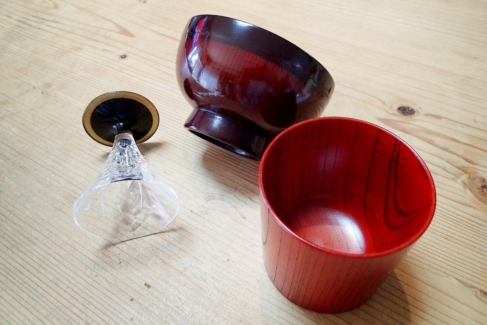 山中漆器（山中塗）の特徴｜輪島塗との違いってなに？ | 地域百貨